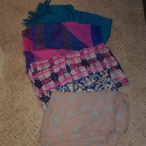Scarves/Shawls - Lot of 5
